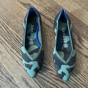 ROTHY’S The Point green camo flats size 6.5.